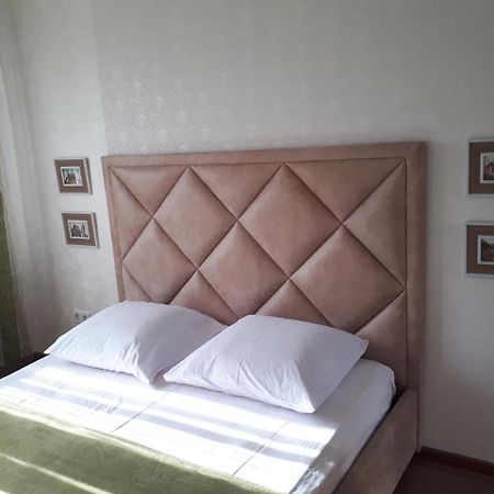 Ferienwohnung Nebesnoyi Sotni Schytomyr Exterior foto